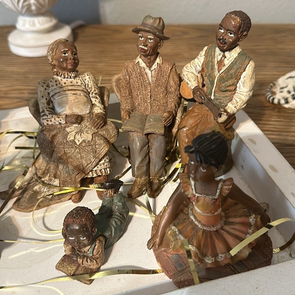 Accents 5 With Bundle 5 Pc Set Of Vintage African American Figurines
